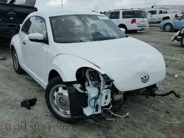 Photo 3VWF17AT0GM634955 - VOLKSWAGEN BEETLE 2016