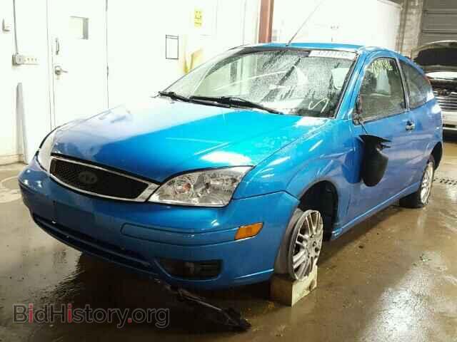 2007 FORD FOCUS - VIN: 1FAFP31N77W135572 - Фото 2