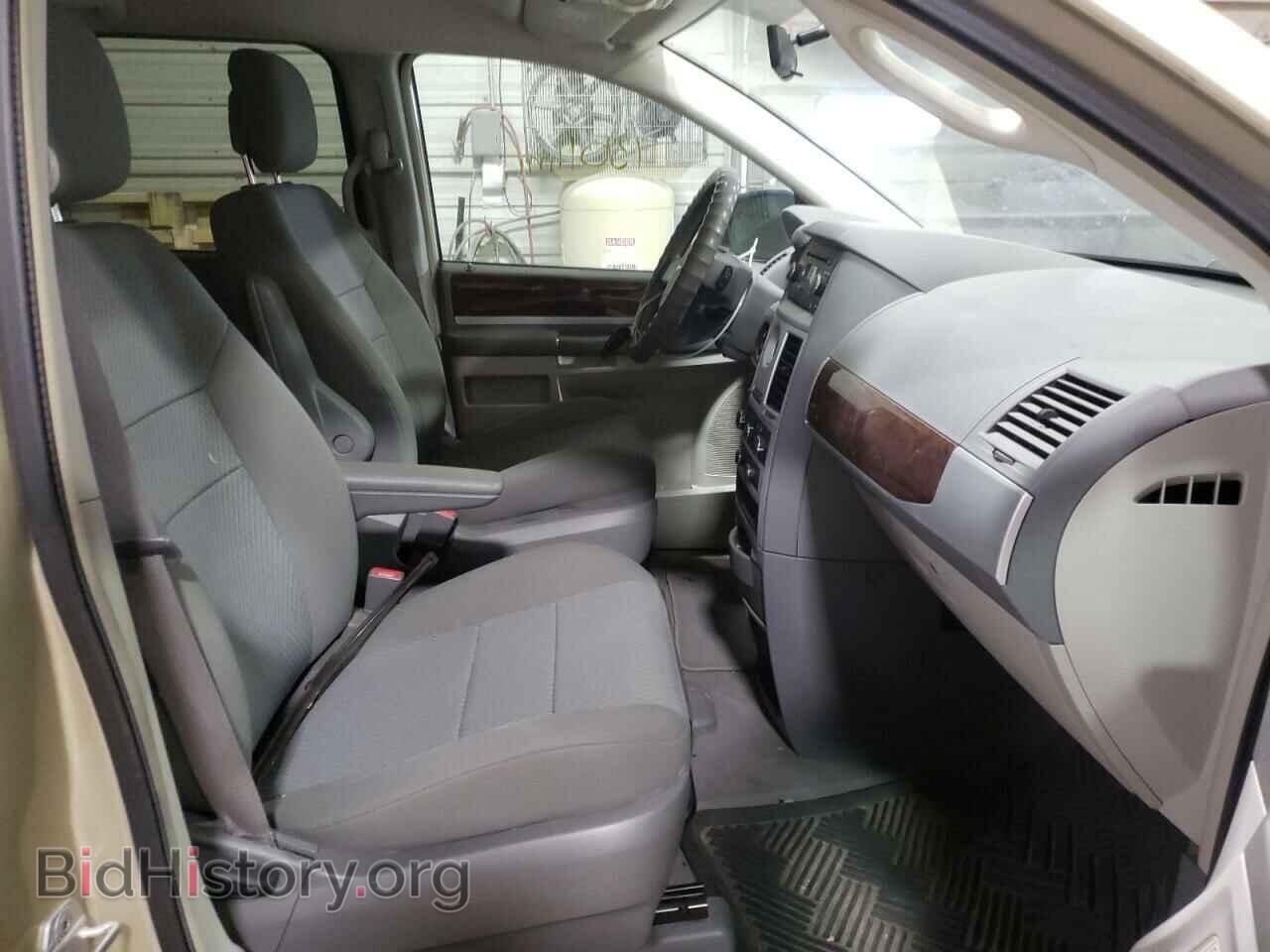 2010 CHRYSLER MINIVAN - VIN: 2A4RR5D11AR414564 - Фото 5