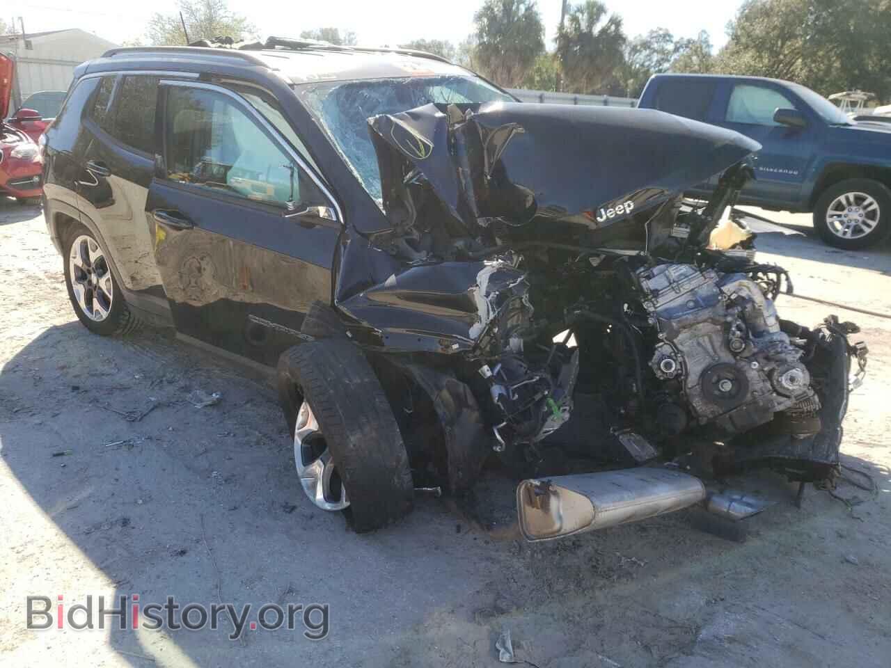 Фотография 3C4NJDCB6JT333931 - JEEP COMPASS 2018