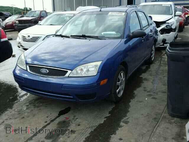 2005 FORD FOCUS - VIN: 1FAFP34N05W173895 - Фото 2