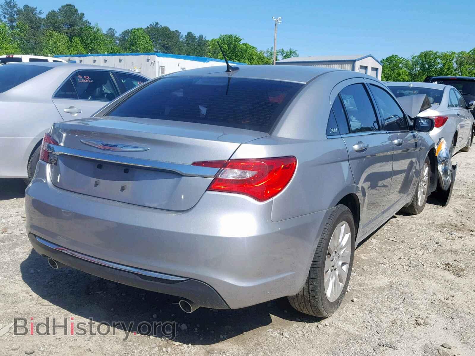 2013 CHRYSLER 200 - VIN: 1C3CCBAG5DN723562 - Photo 4
