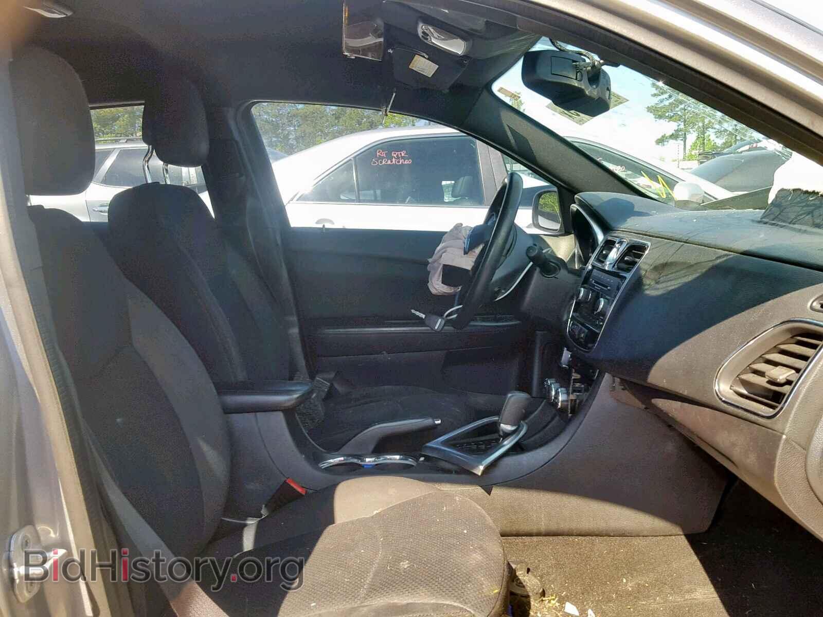 2013 CHRYSLER 200 - VIN: 1C3CCBAG5DN723562 - Photo 5