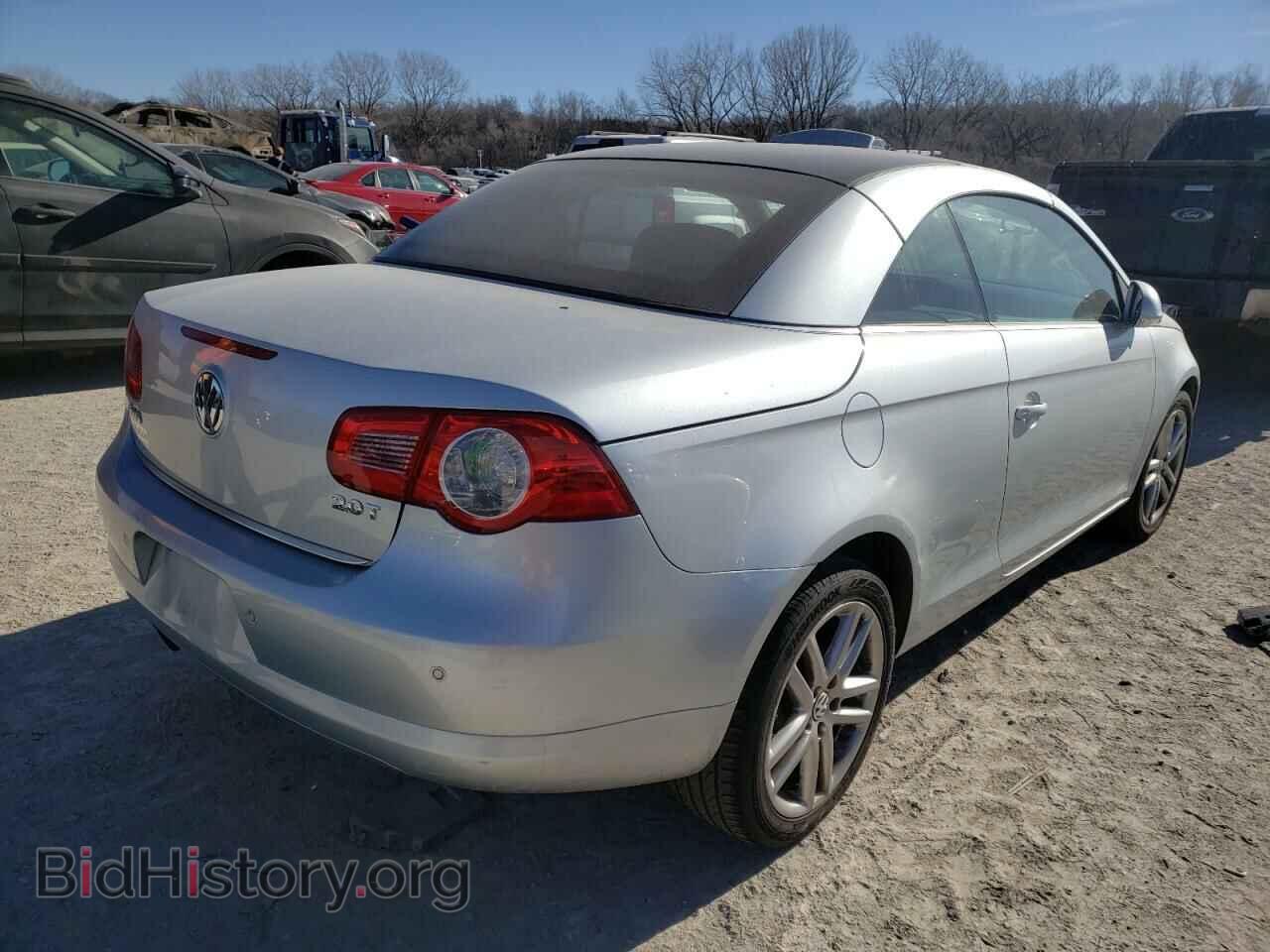 2008 VOLKSWAGEN EOS - VIN: WVWFA71F48V055813 - Фото 4