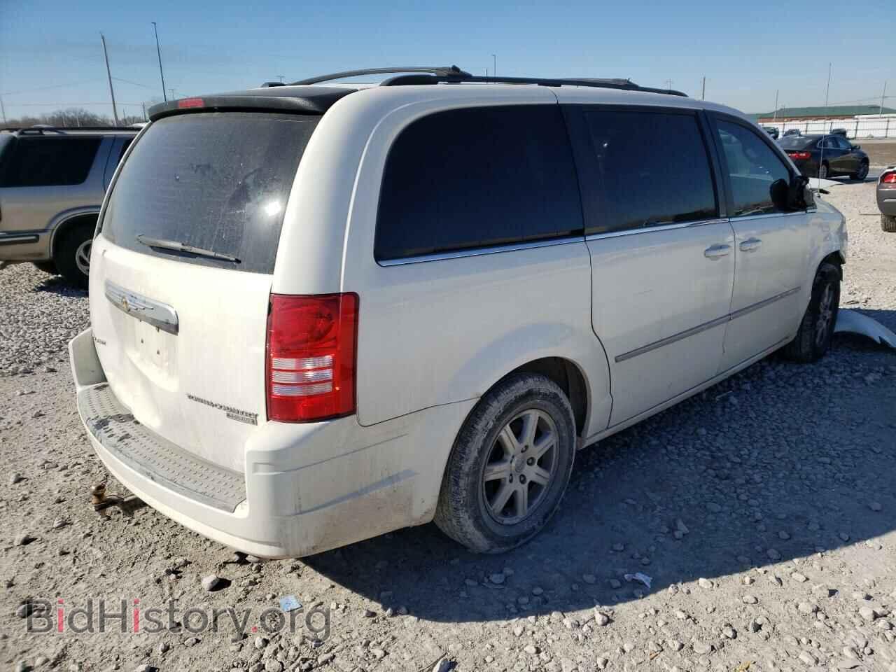 2009 CHRYSLER MINIVAN - VIN: 2A8HR54159R597196 - Фото 4