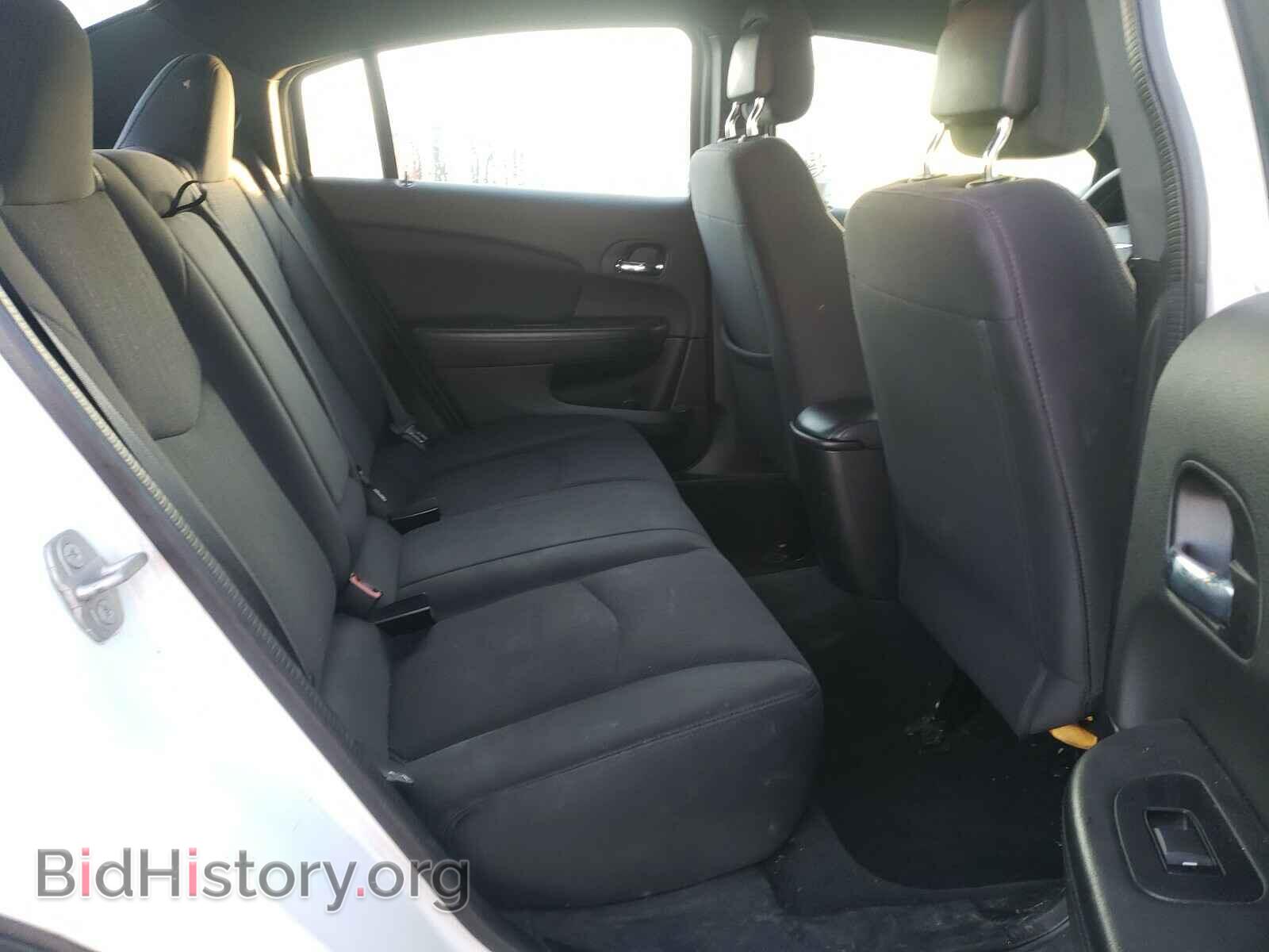 2014 CHRYSLER 200 - VIN: 1C3CCBAB7EN231007 - Фото 6