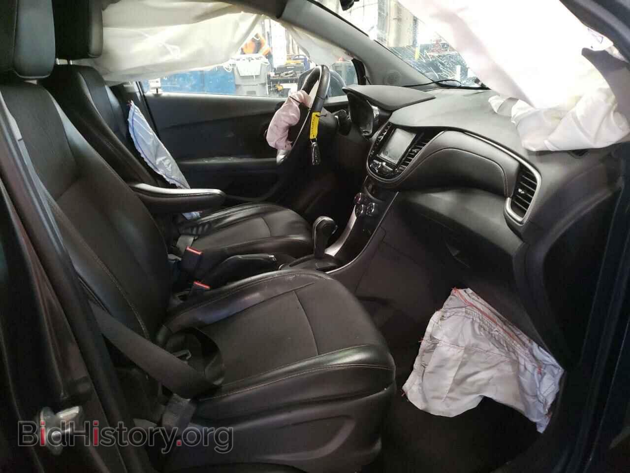2017 CHEVROLET TRAX - VIN: 3GNCJPSB8HL285988 - Фото 5