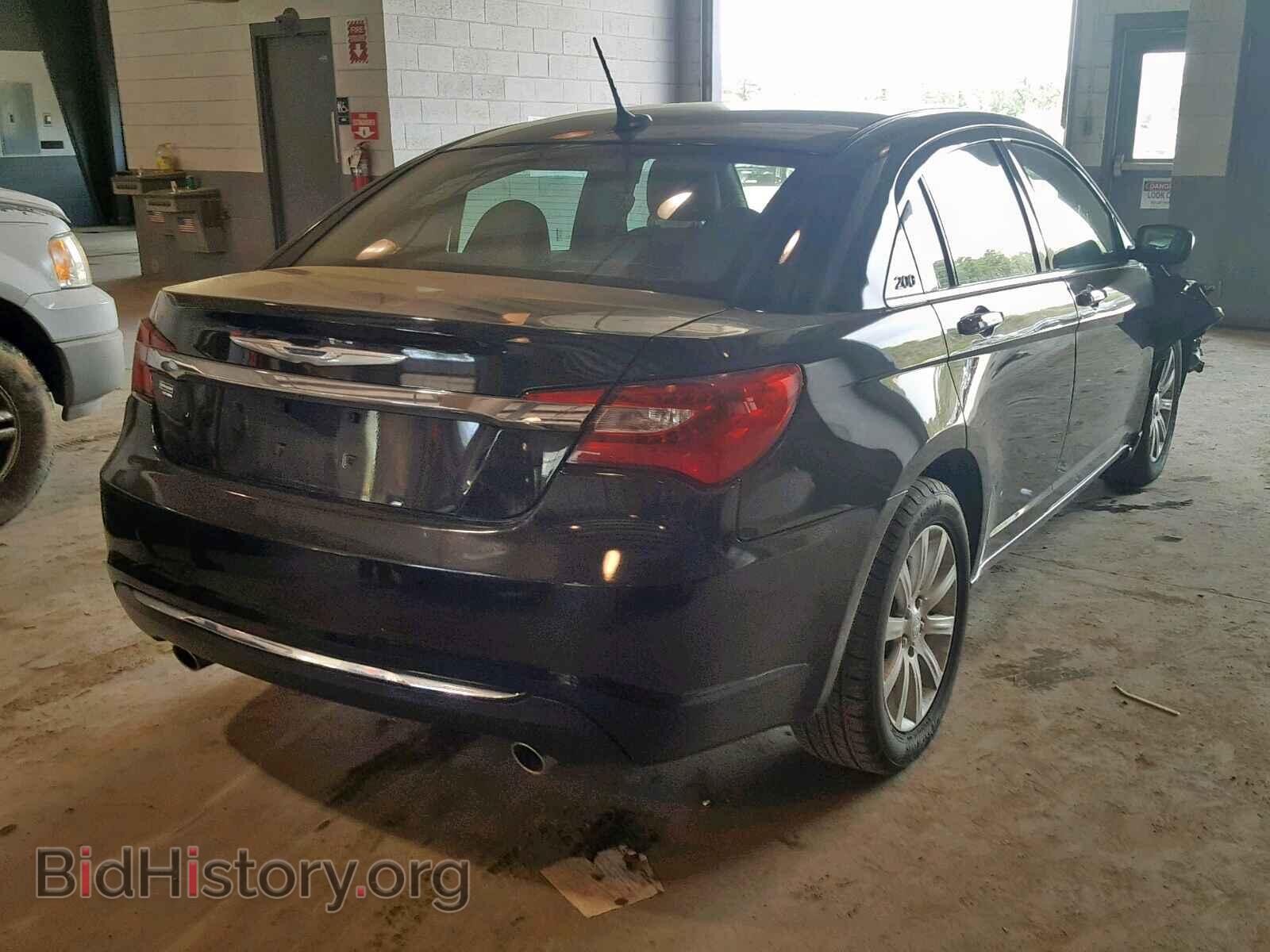 2013 CHRYSLER 200 - VIN: 1C3CCBCG1DN755163 - Photo 4
