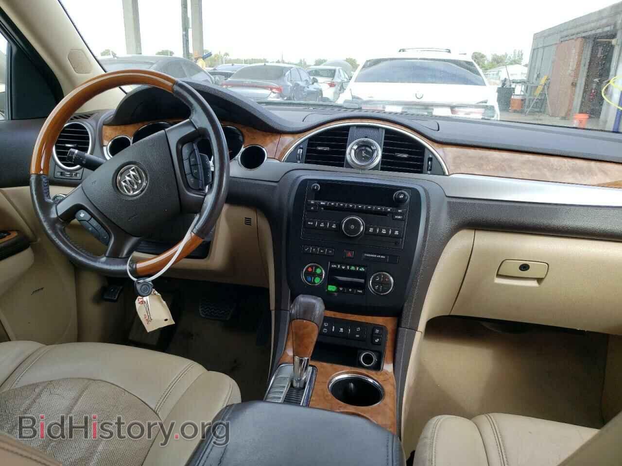 2011 BUICK ENCLAVE - VIN: 5GAKRCED5BJ321445 - Photo 9
