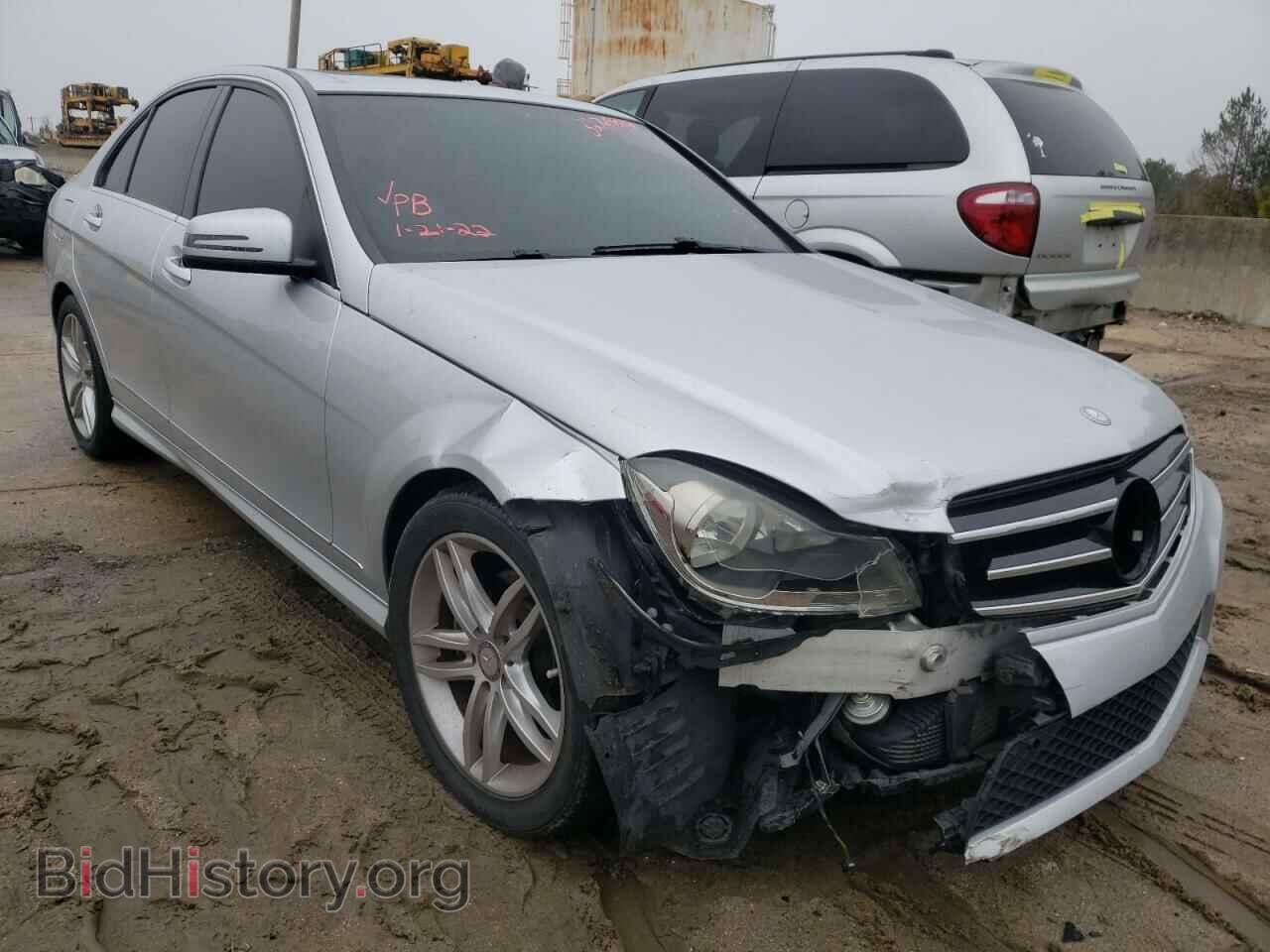 Photo WDDGF4HB5EA953479 - MERCEDES-BENZ C-CLASS 2014