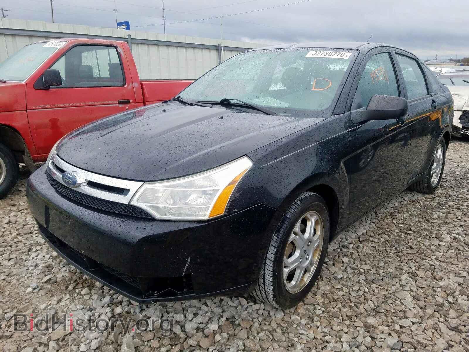2009 FORD FOCUS - VIN: 1FAHP36N49W155198 - Photo 2