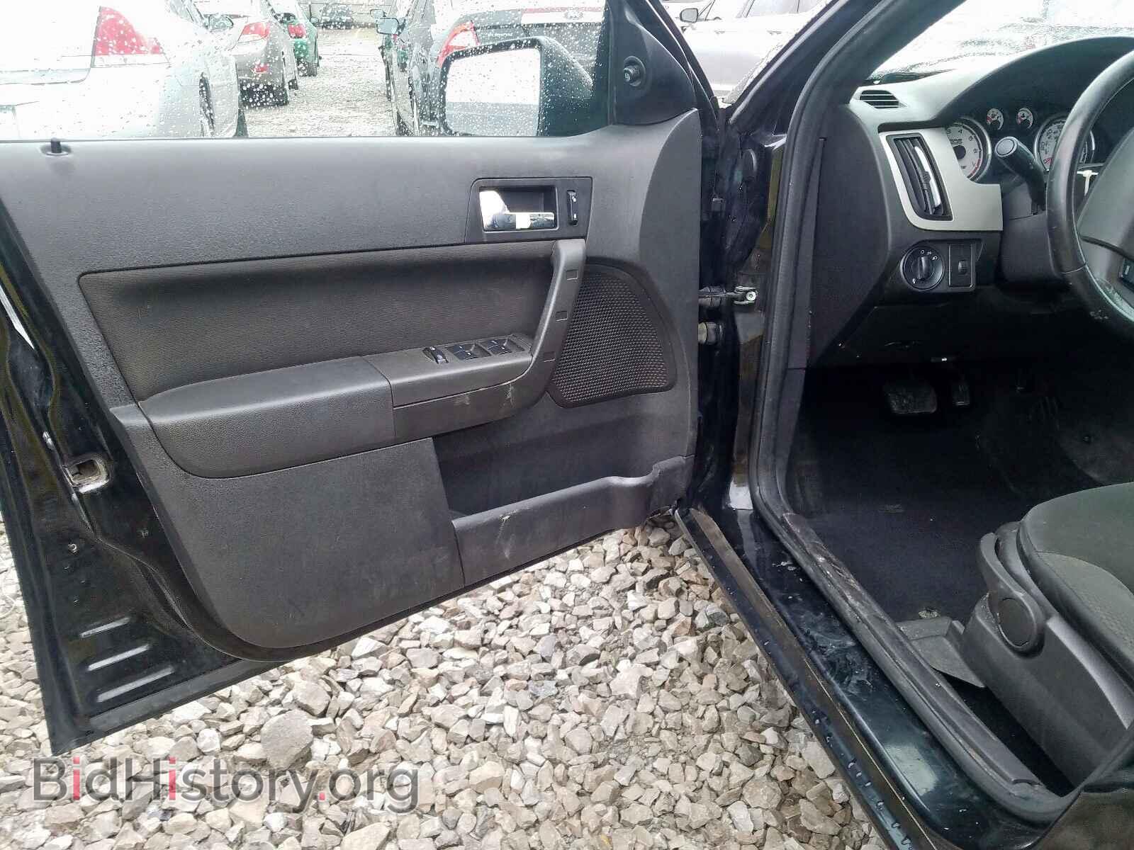 2009 FORD FOCUS - VIN: 1FAHP36N49W155198 - Photo 9