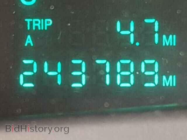 2003 CADILLAC DEVILLE - VIN: 1G6KD54Y93U244708 - Фото 8