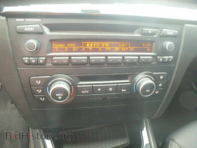 2012 BMW 1 SERIES - VIN: WBAUP9C55CVS93973 - Фото 9