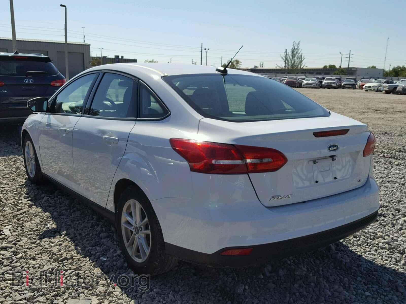 2017 FORD FOCUS - VIN: 1FADP3F26HL267585 - Фото 3