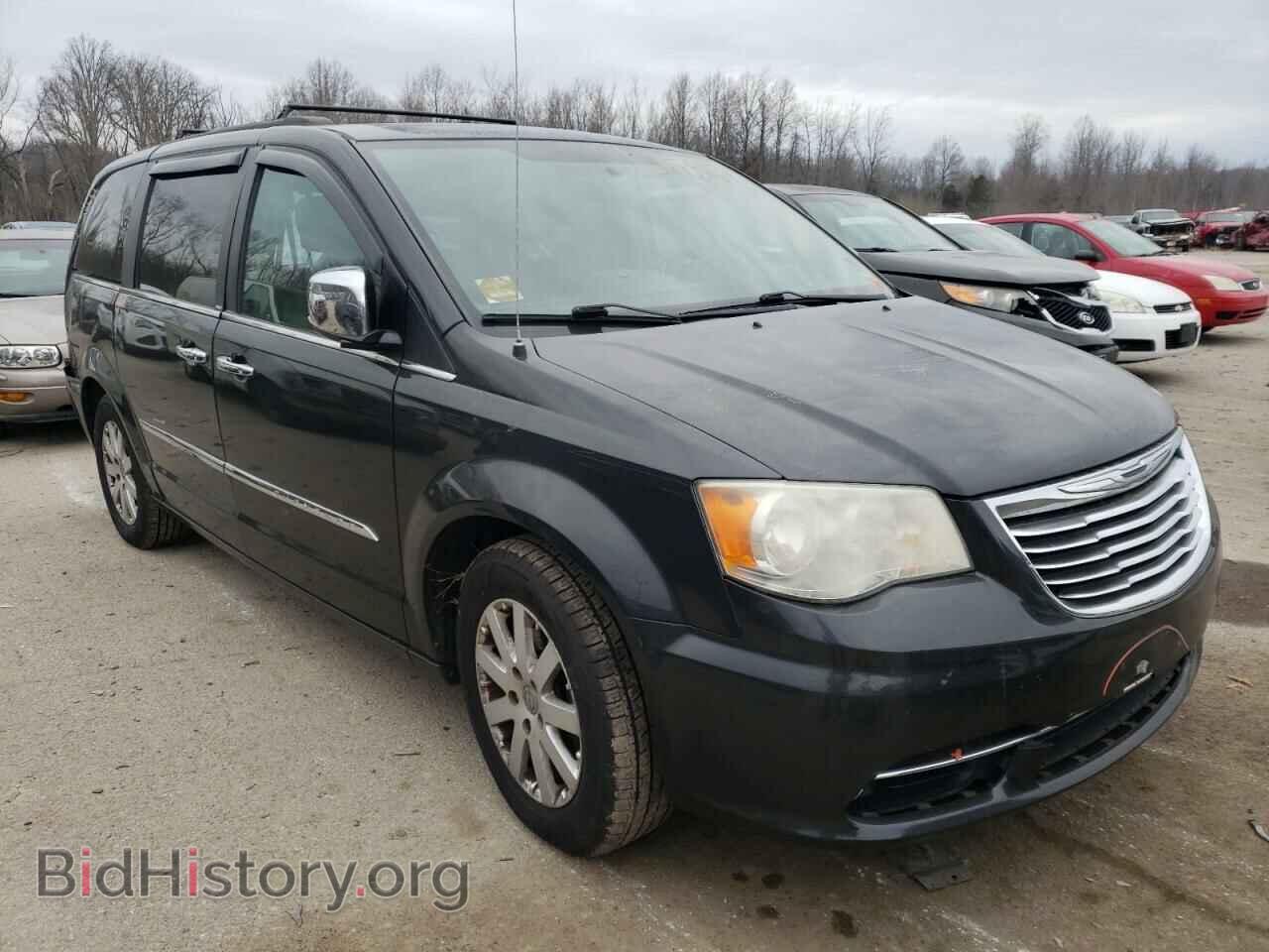 Photo 2A4RR8DG3BR760932 - CHRYSLER MINIVAN 2011