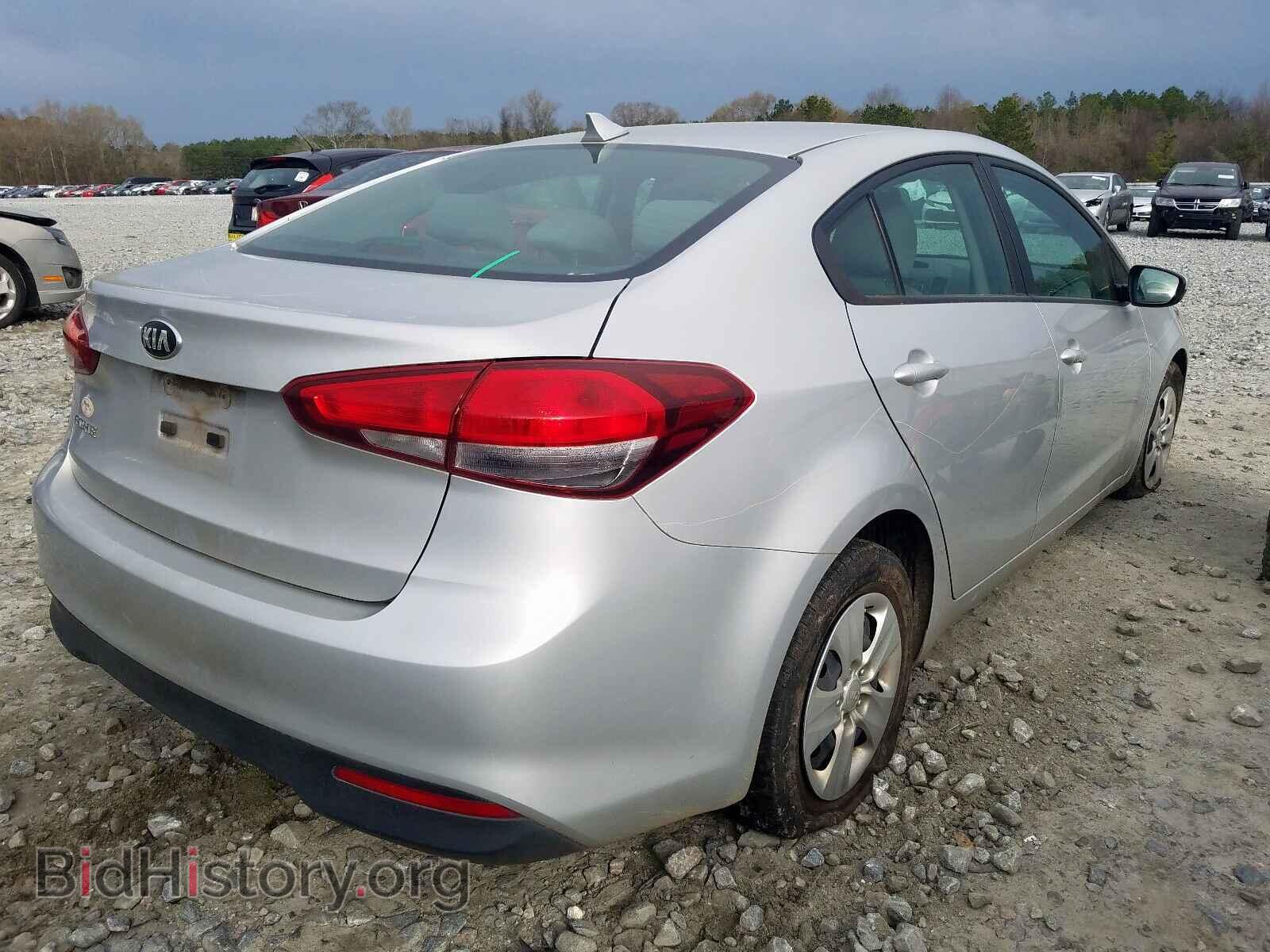 2017 KIA FORTE - VIN: 3KPFK4A76HE084965 - Фото 4