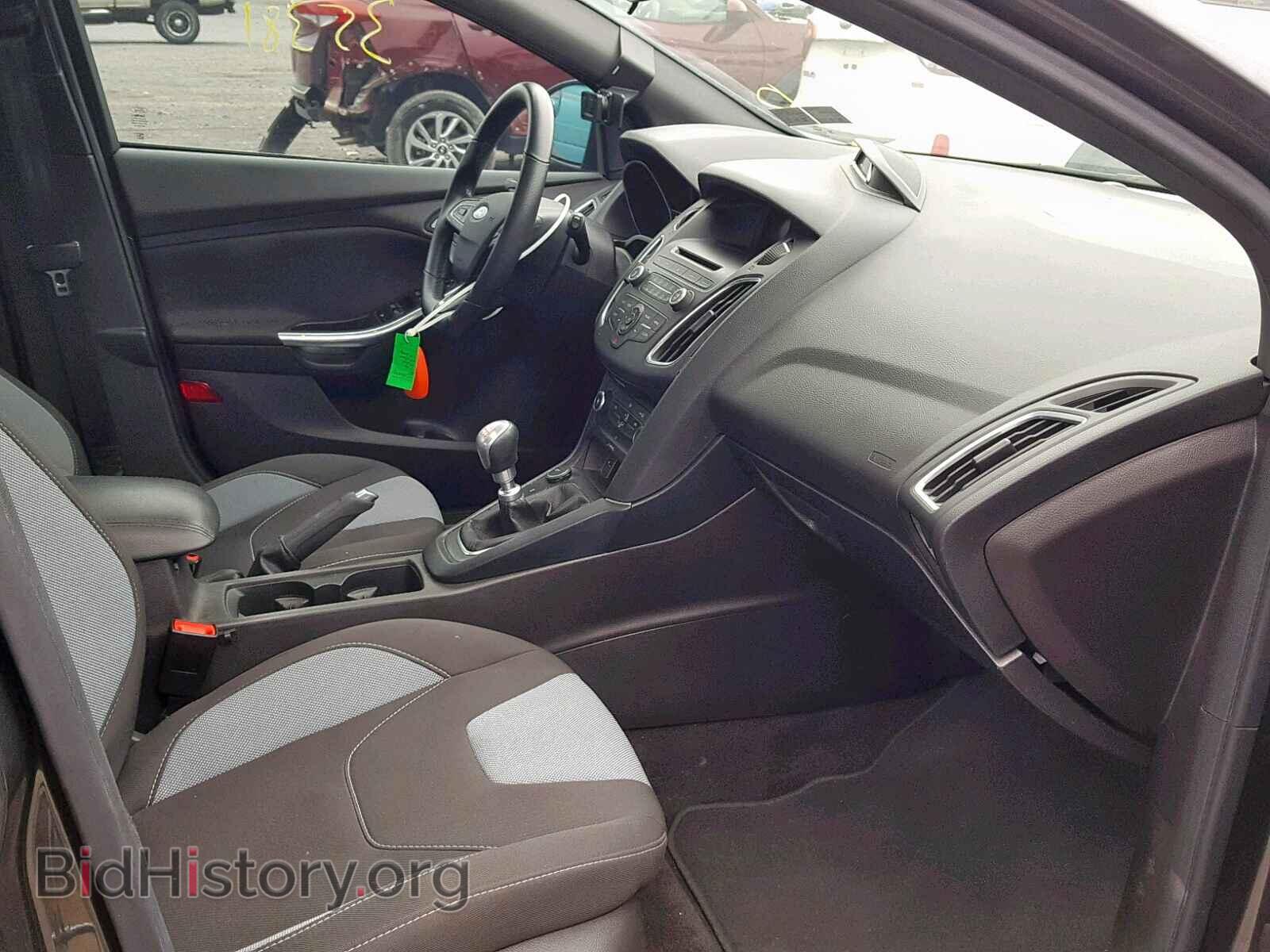2016 FORD FOCUS - VIN: 1FADP3L93GL261131 - Photo 5