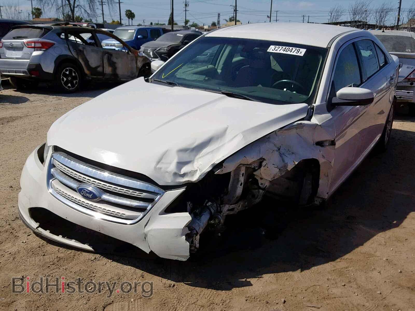 2011 FORD TAURUS - VIN: 1FAHP2EW7BG160156 - Фото 2