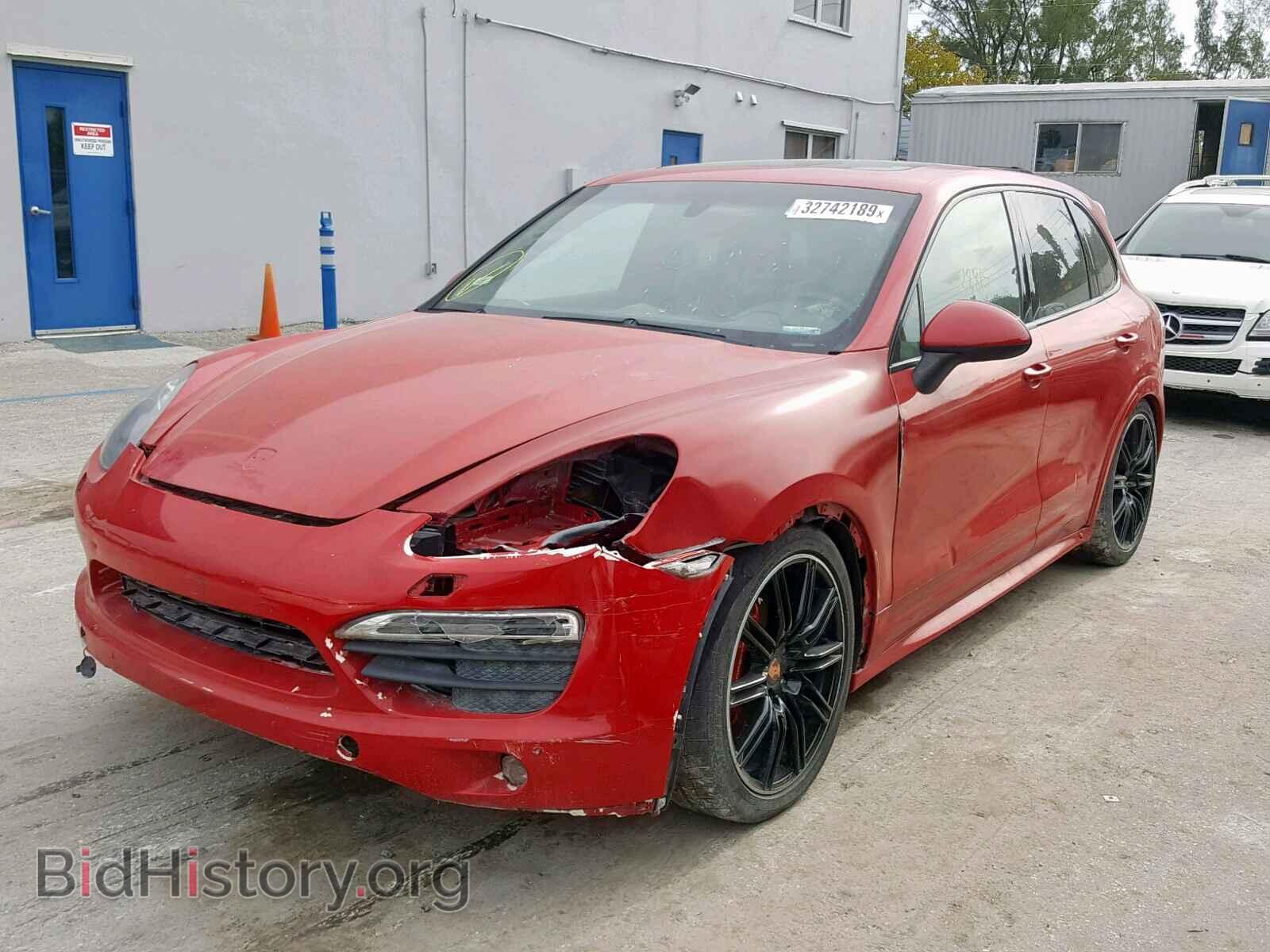2013 PORSCHE CAYENNE GT - VIN: WP1AD2A27DLA76287 - Фото 2