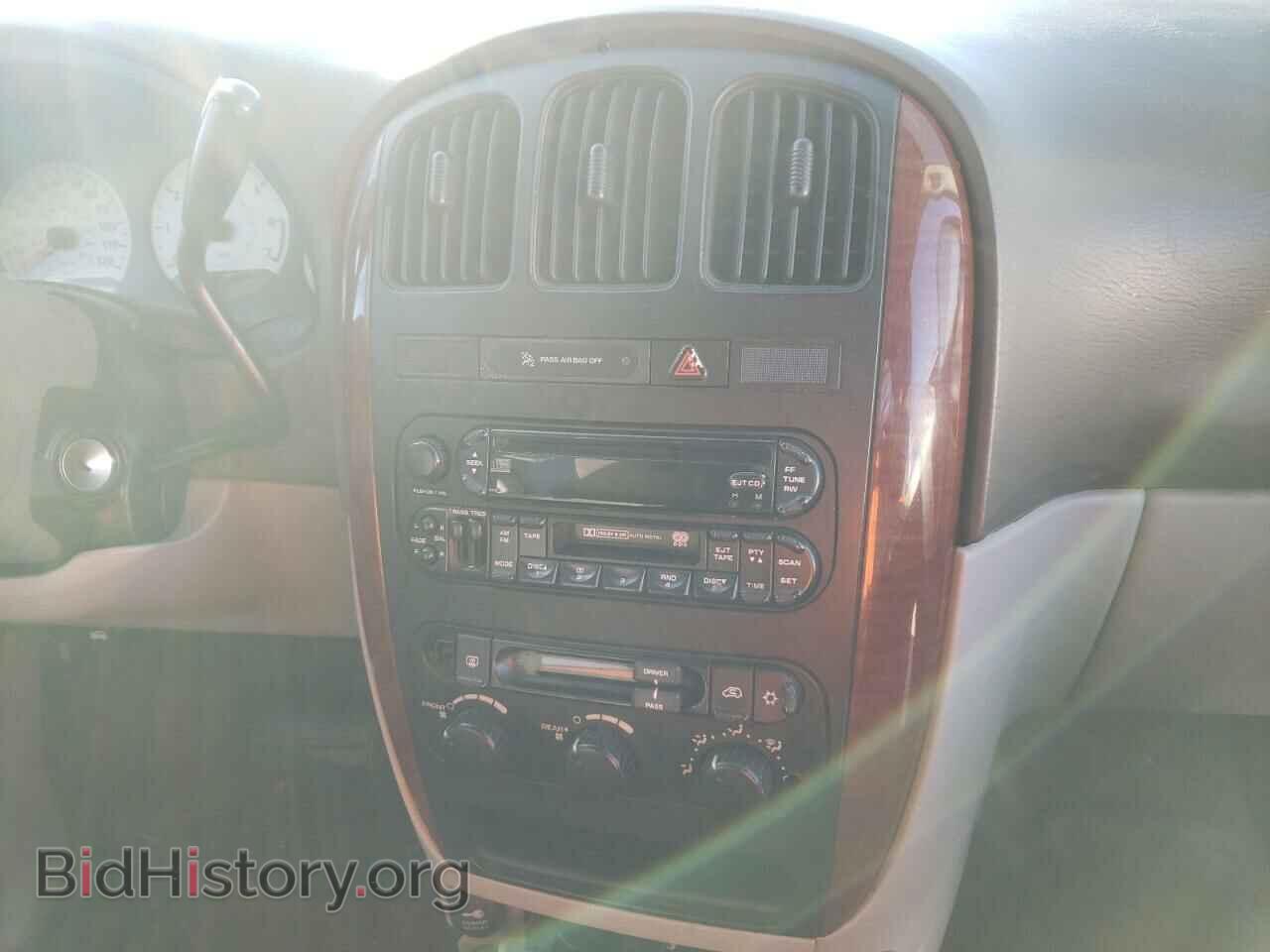 2006 CHRYSLER MINIVAN - VIN: 2A4GP44R06R897386 - Фото 10