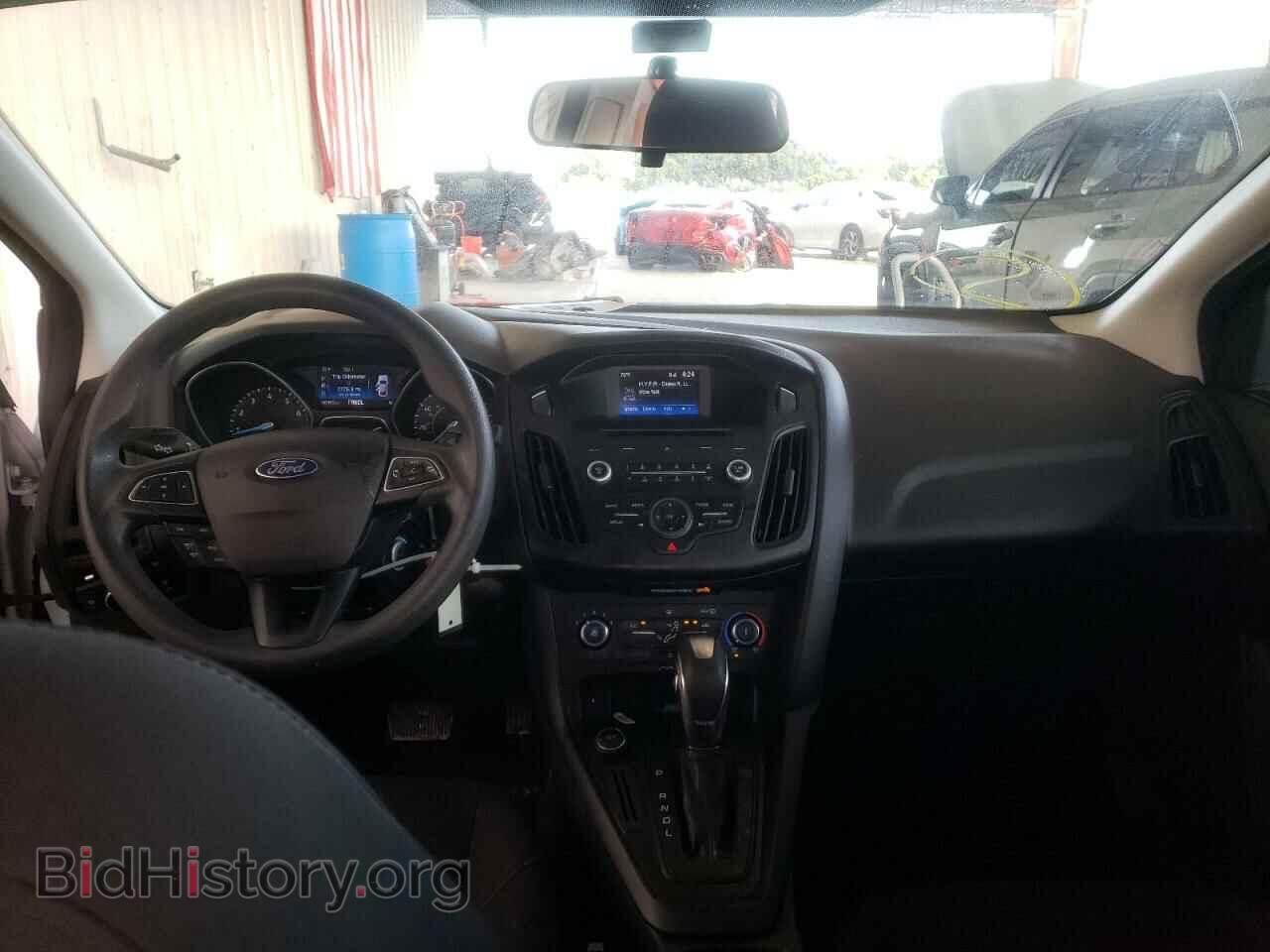 2016 FORD FOCUS - VIN: 1FADP3F27GL402202 - Фото 9