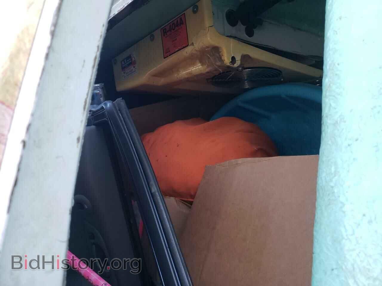 2011 FORD ECONOLINE - VIN: 1FTSE3EL5BDA58096 - Photo 6
