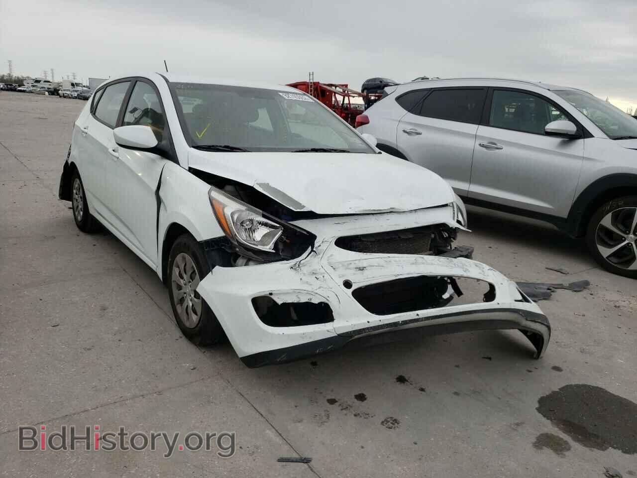 Photo KMHCT5AE1HU307317 - HYUNDAI ACCENT 2017
