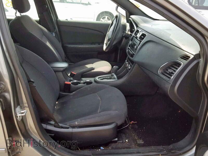 2012 Chrysler 200 (VIN 1C3CCBABXCN271448) — фото 5 из 10