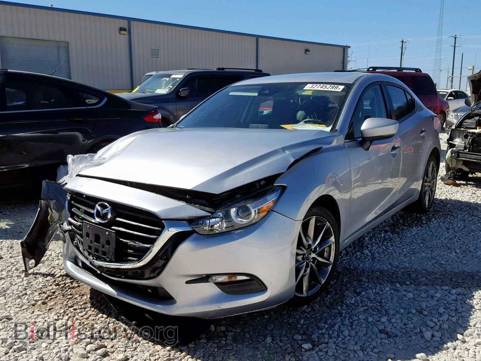 2018 MAZDA 3 - VIN: 3MZBN1V30JM203520 - Фото 2