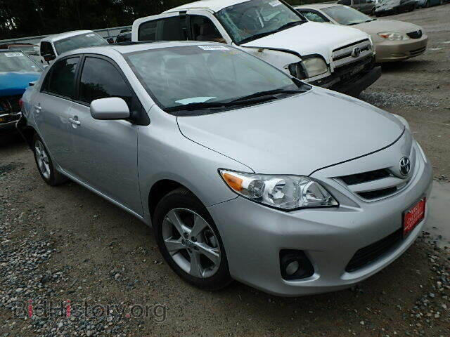 Фотография 5YFBU4EE8CP037381 - TOYOTA COROLLA 2012