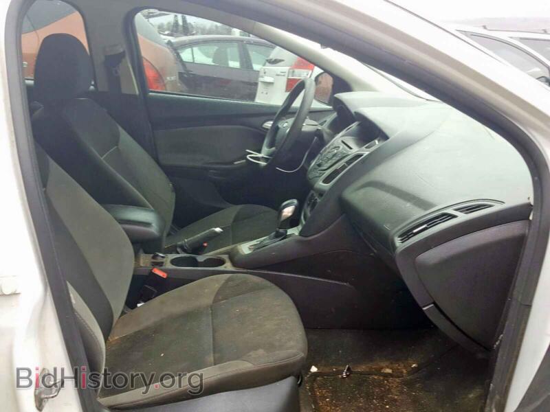 2014 Ford FOCUS (VIN 1FADP3F2XEL243799) — photo 5 of 9