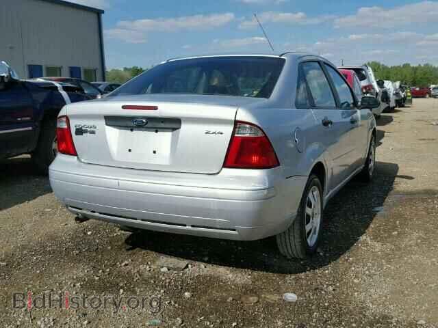 2005 FORD FOCUS - VIN: 1FAFP34N85W247760 - Фото 4
