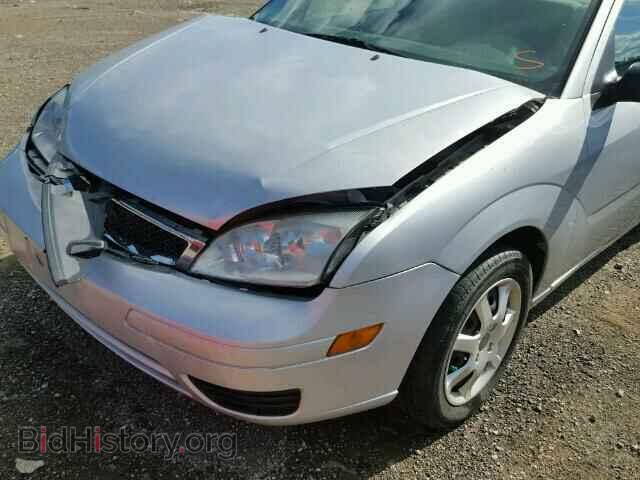 2005 FORD FOCUS - VIN: 1FAFP34N85W247760 - Фото 9