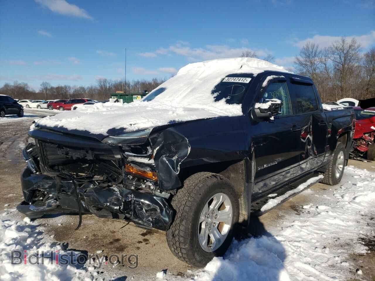 2017 CHEVROLET SILVERADO - VIN: 3GCUKREC9HG210512 - Фото 2