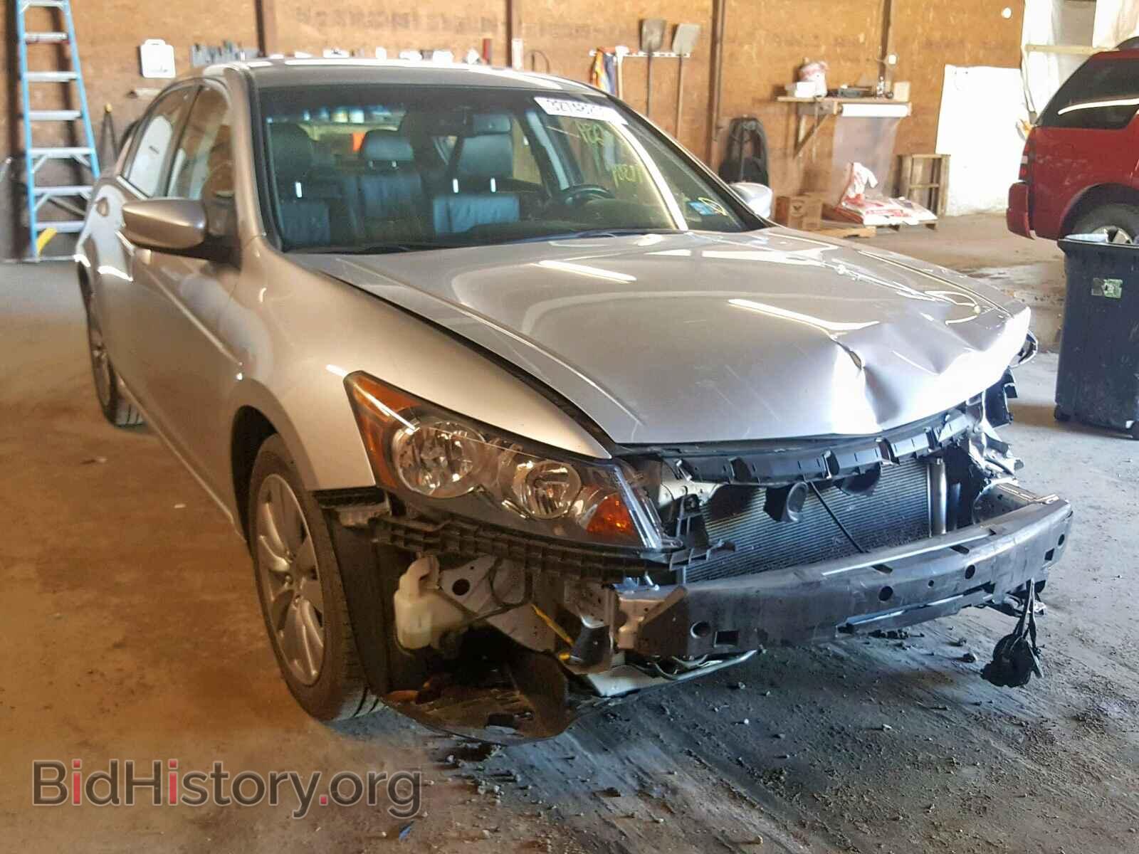 Photo 1HGCP2F81CA189596 - HONDA ACCORD EXL 2012