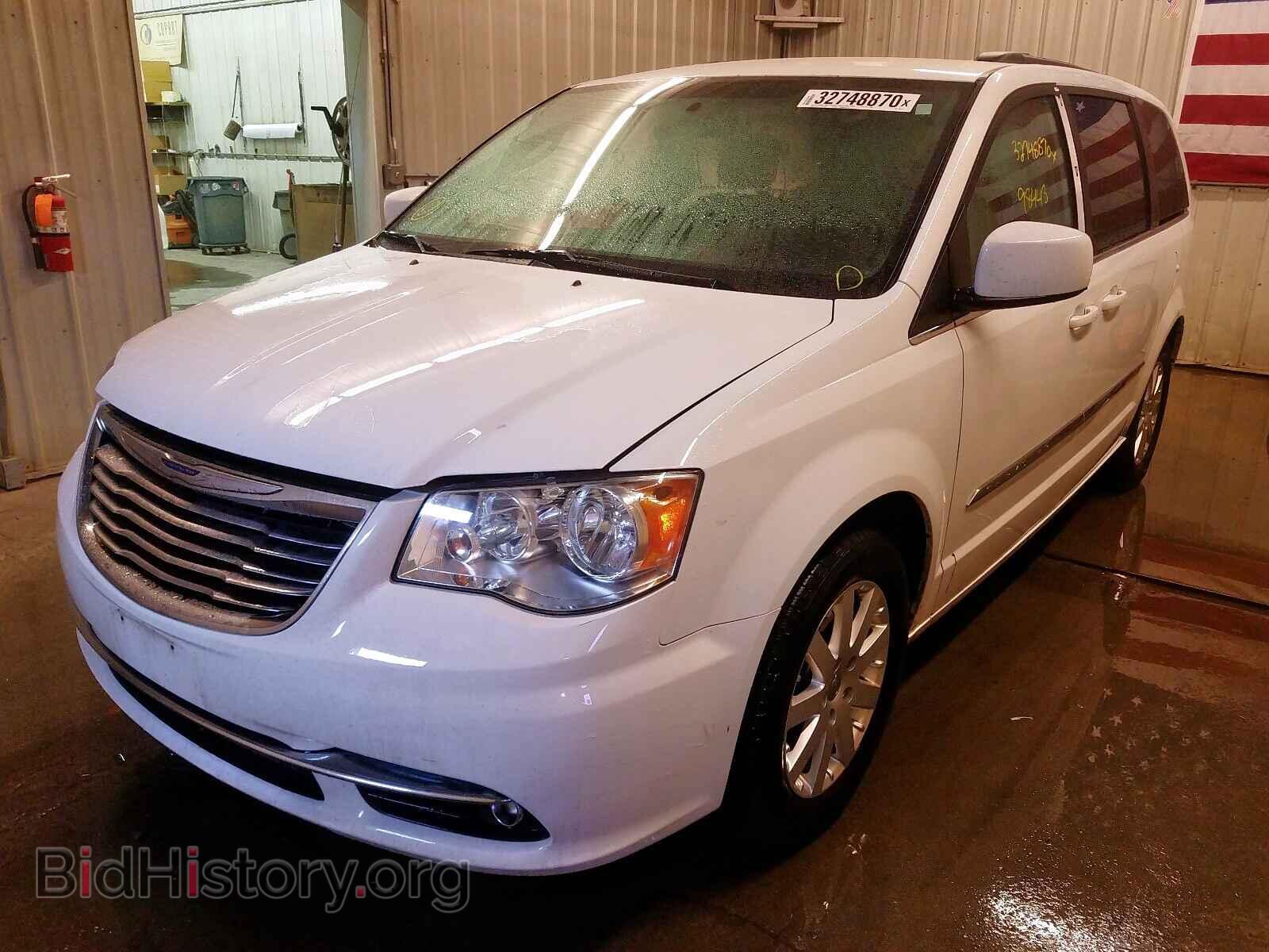 2016 CHRYSLER TOWN & COU - VIN: 2C4RC1BG5GR280318 - Фото 2