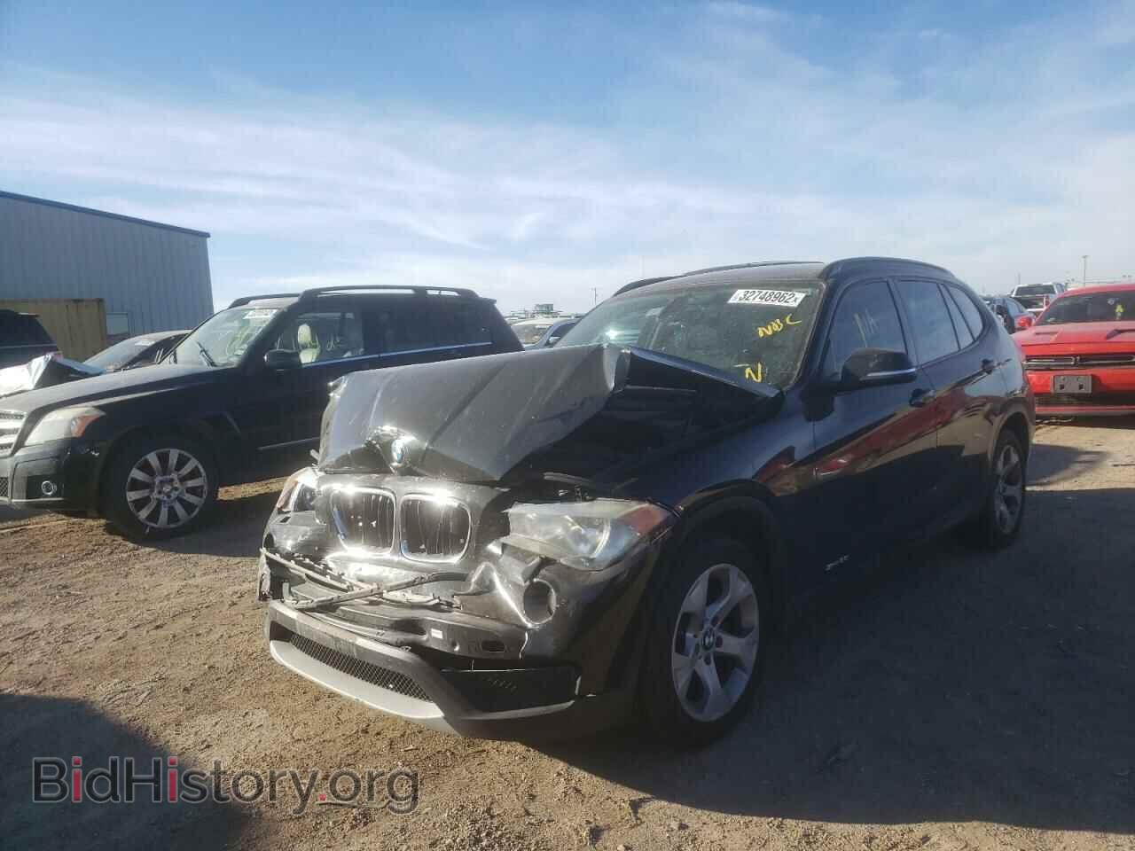 2013 BMW X1 - VIN: WBAVM1C50DVW45132 - Фото 2