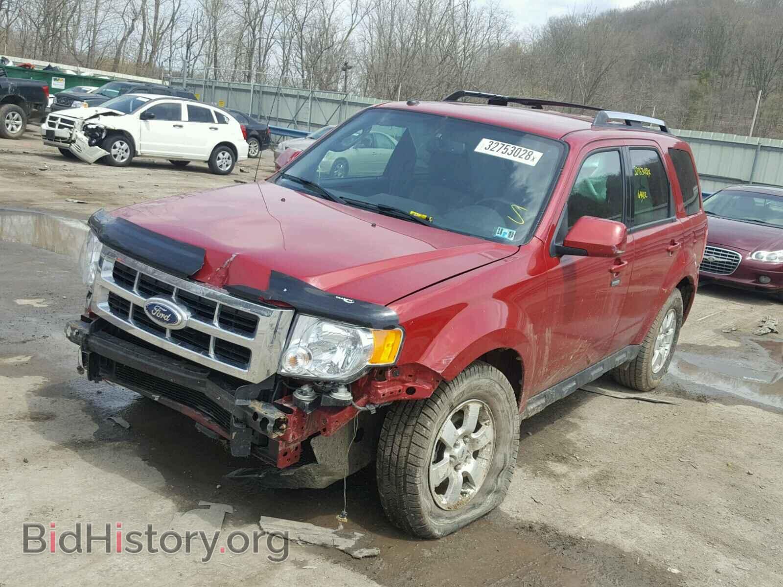 2011 FORD ESCAPE - VIN: 1FMCU9EG4BKB26876 - Фото 2