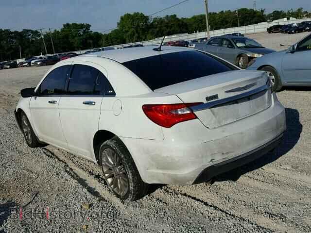 2013 CHRYSLER 200 - VIN: 1C3CCBCG5DN598401 - Фото 3
