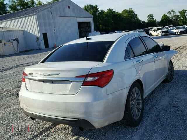 2013 CHRYSLER 200 - VIN: 1C3CCBCG5DN598401 - Фото 4