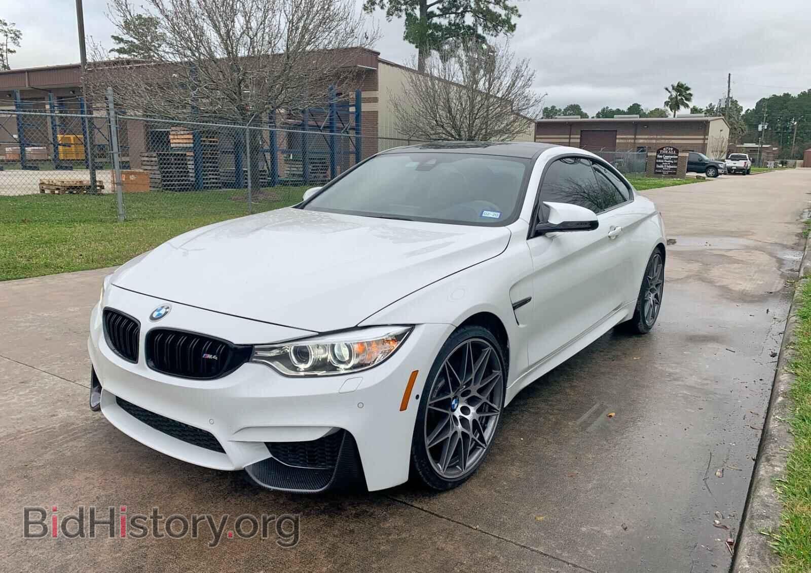 2017 BMW M4 - VIN: WBS3R9C32HK710099 - Фото 2