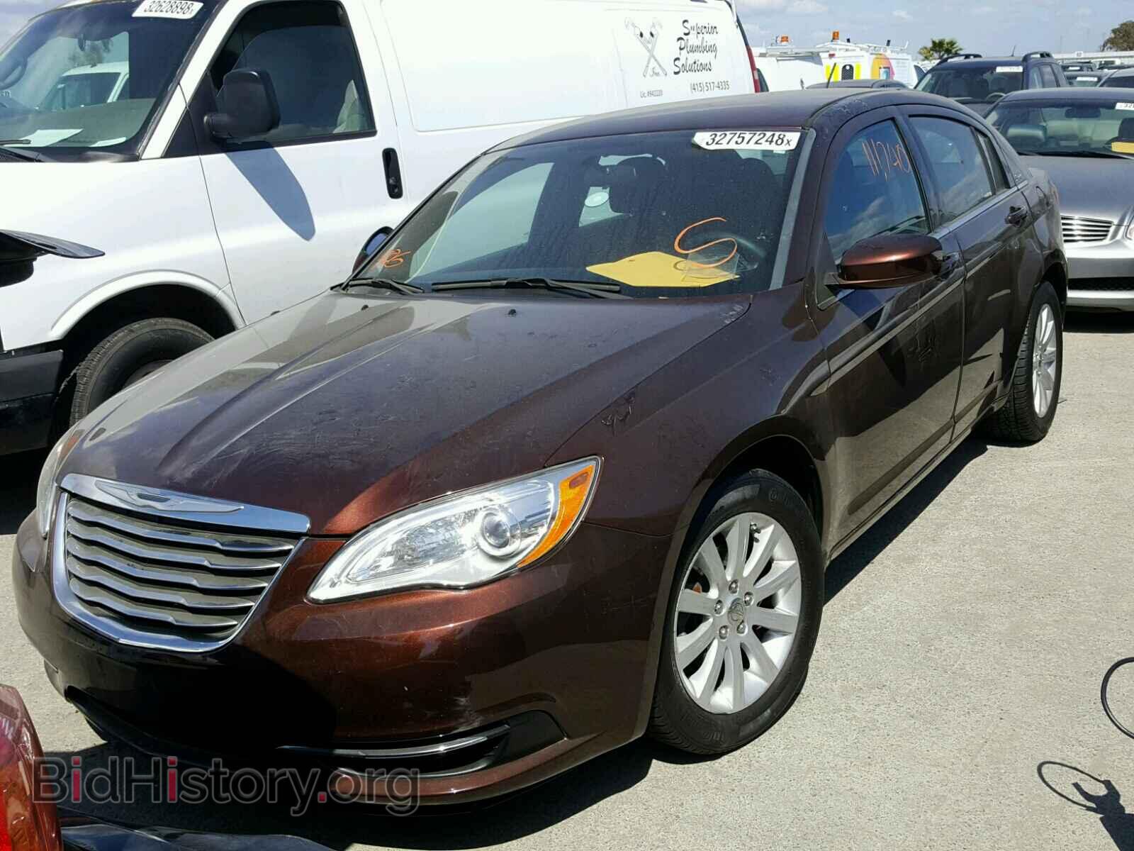2013 CHRYSLER 200 - VIN: 1C3CCBBG9DN533830 - Фото 2
