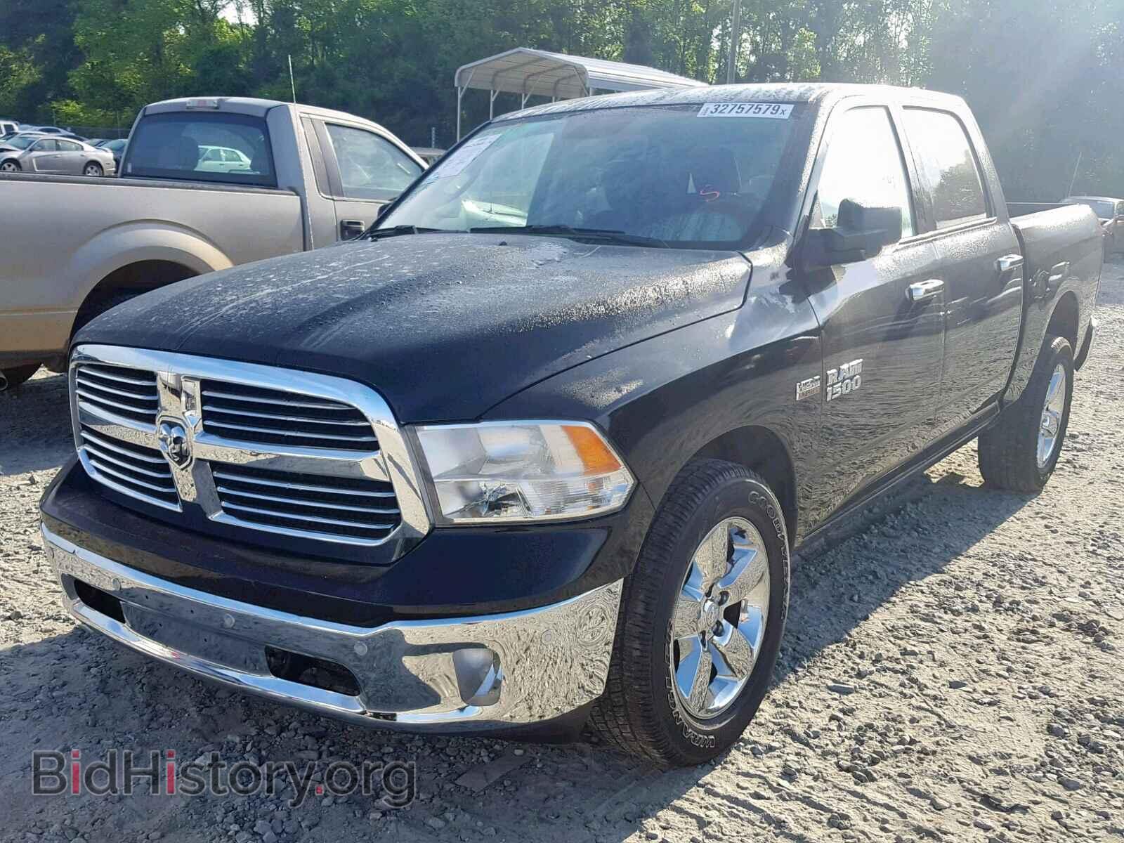 2017 RAM 1500 SLT - VIN: 1C6RR6LT2HS761237 - Photo 2