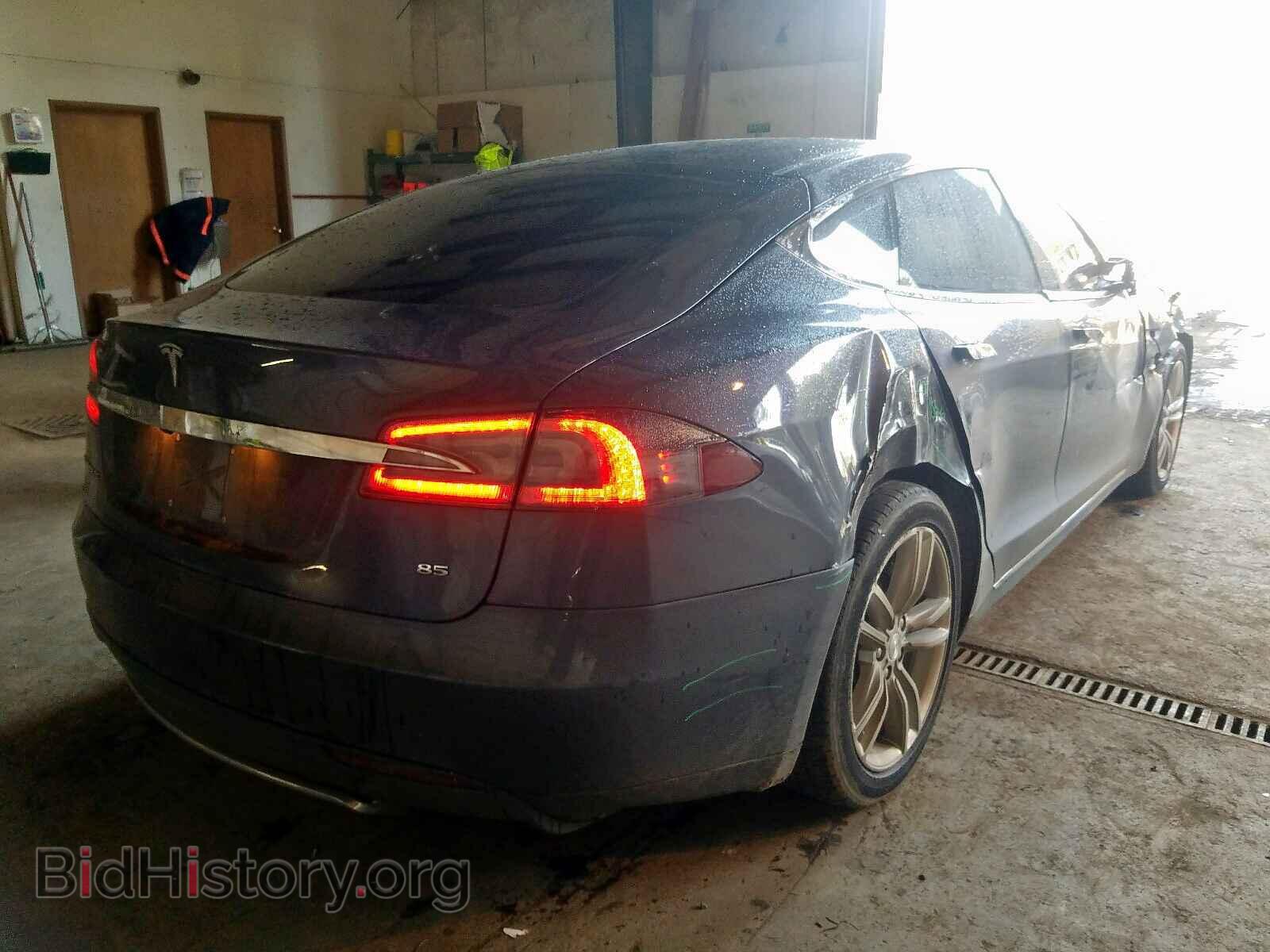 2014 TESLA MODEL S - VIN: 5YJSA1H1XEFP64360 - Фото 4
