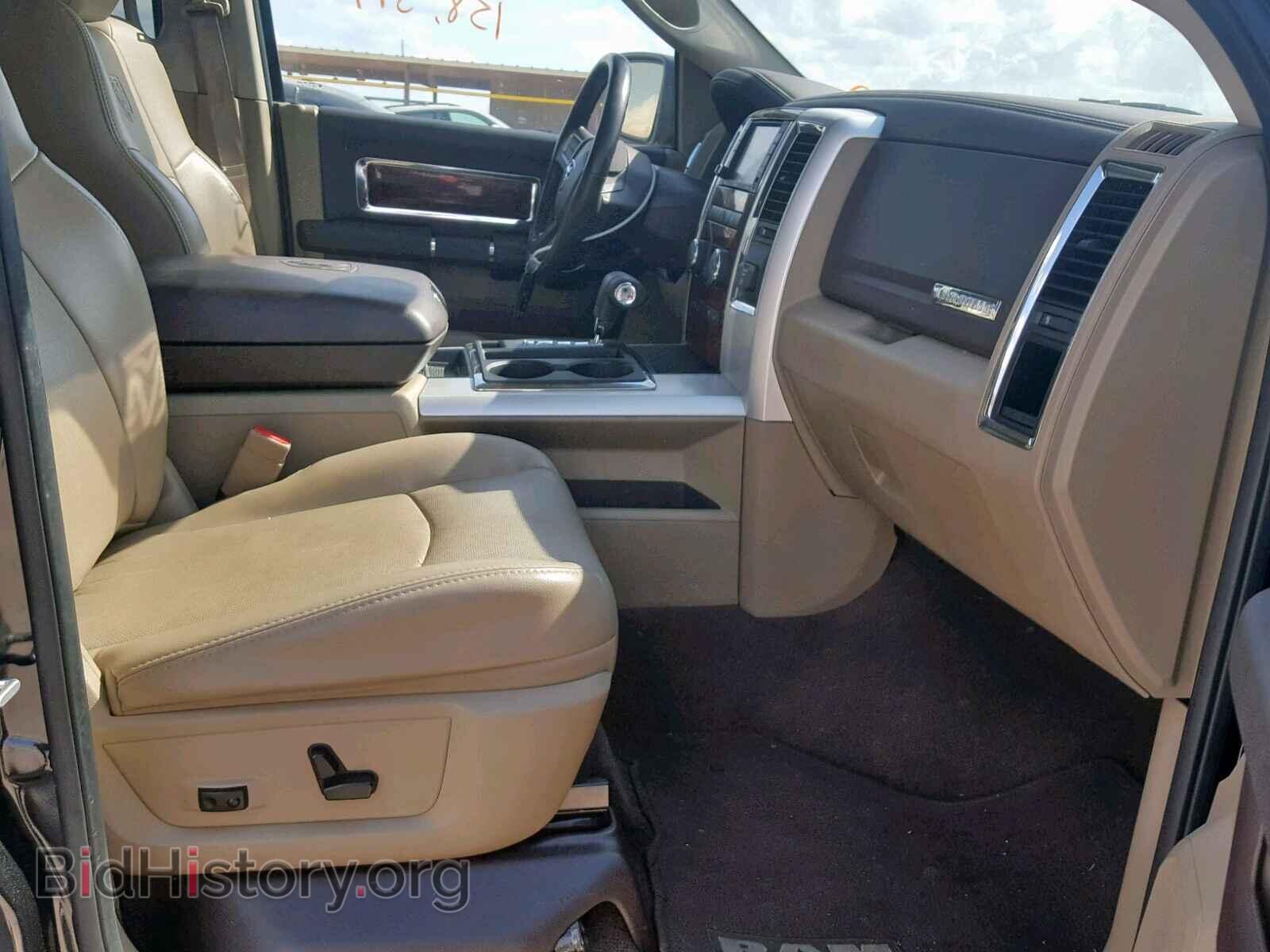 2010 DODGE RAM 1500 - VIN: 1D7RB1CT3AS214635 - Фото 5