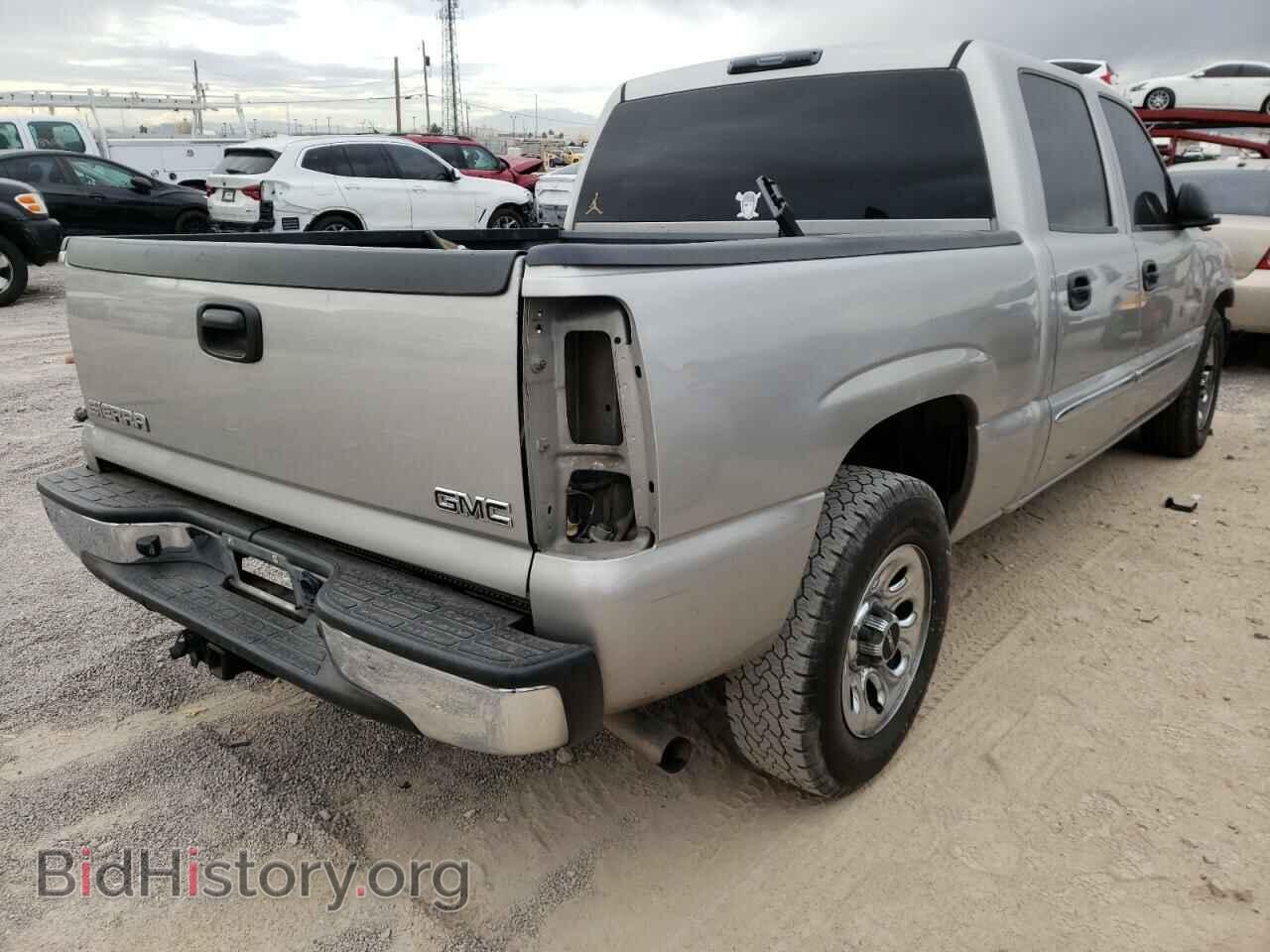 2006 GMC SIERRA - VIN: 2GTEC13V261293200 - Фото 4