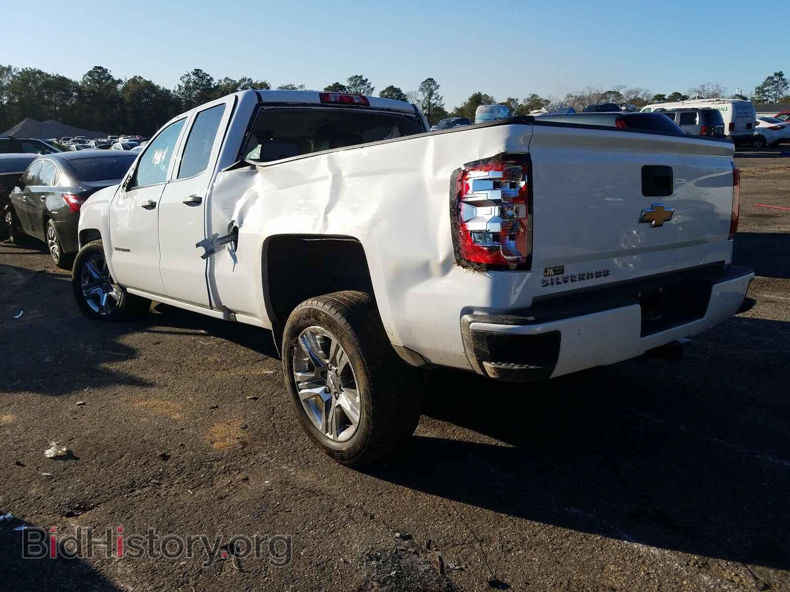 2018 CHEVROLET SILVERADO - VIN: 1GCRCPEC9JZ226478 - Фото 3