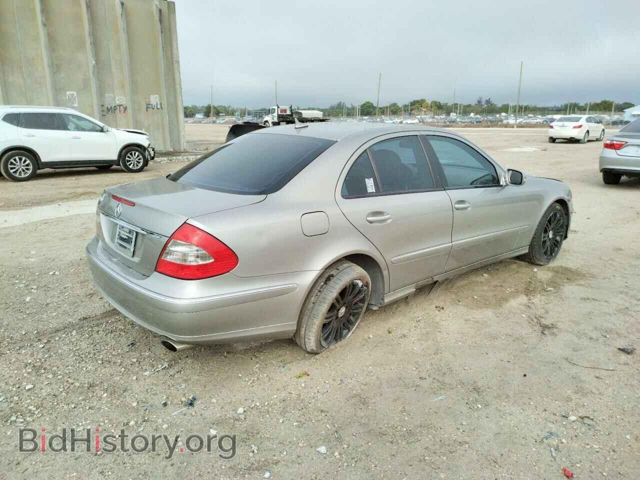 2007 MERCEDES-BENZ E-CLASS - VIN: WDBUF56X87B040647 - Фото 4