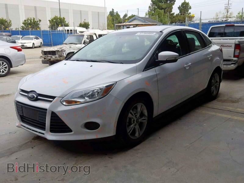 2014 Ford FOCUS SE (VIN 1FADP3F20EL432946) — фото 2 из 10